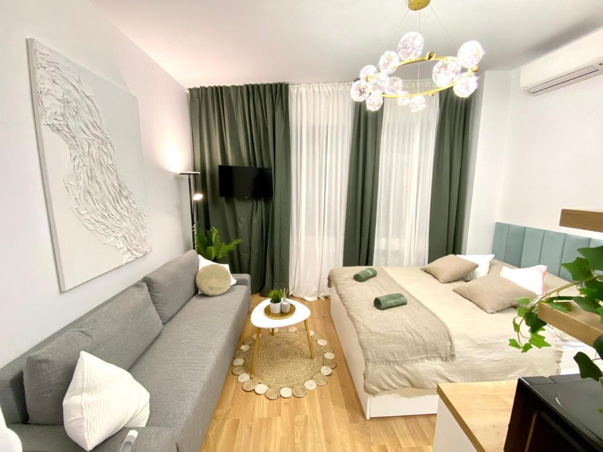 Brand New Design Studio Emerald - Old Town A/C Μπρατισλάβα Εξωτερικό φωτογραφία