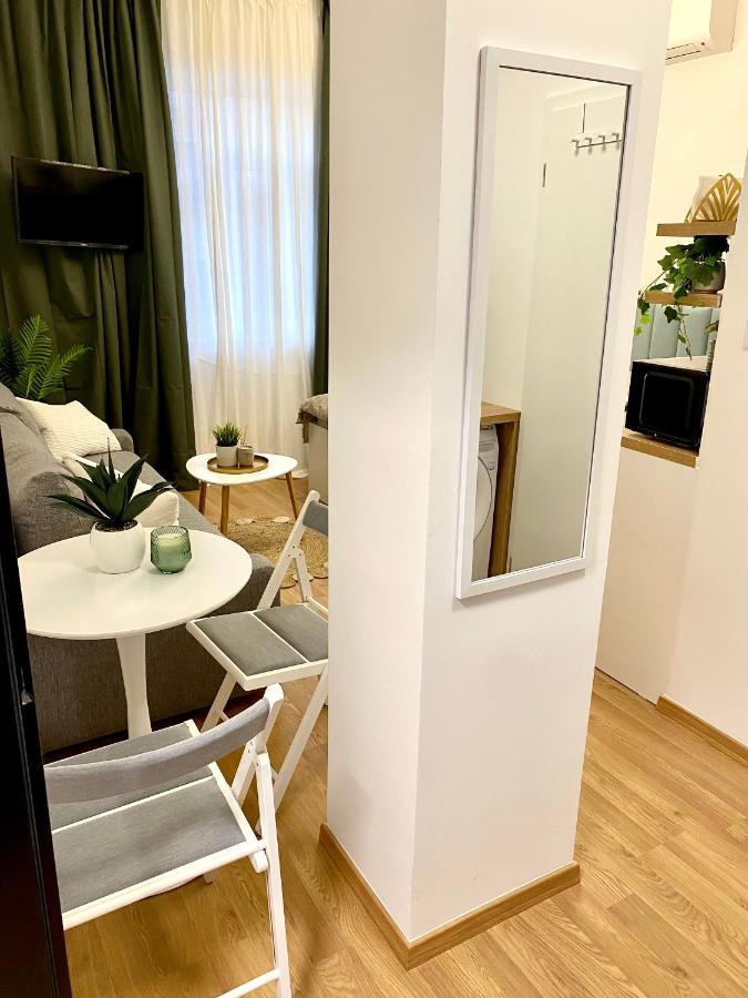 Brand New Design Studio Emerald - Old Town A/C Μπρατισλάβα Εξωτερικό φωτογραφία