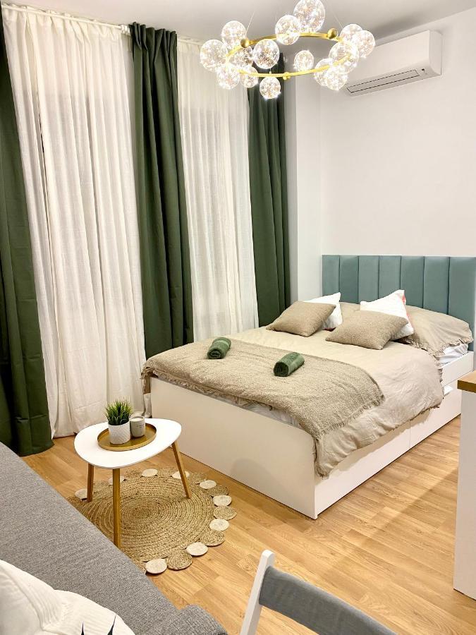 Brand New Design Studio Emerald - Old Town A/C Μπρατισλάβα Εξωτερικό φωτογραφία